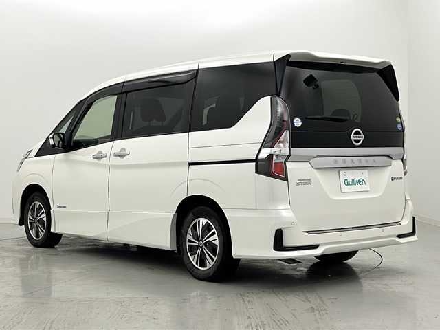 日産 セレナ e－パワー ハイウェイスター V 鹿児島県 2020(令2)年 7.3万km ブリリアントホワイトパール 禁煙車/ワンオーナー/アラウンドビューモニター/クルーズコントロール/エマージェンシーブレーキ/車線逸脱警報機能/車線逸脱防止システム/オートハイビーム/純正10インチSDナビ/(CD.DVD.SD.BT)/フルセグTV/両側パワースライドドア/前後コーナーセンサー/ステアリングスイッチ/ミラー一体型ドライブレコーダー/ビルトインETC/シートバックテーブル/シート背面USBソケット/LEDヘッドライト/LEDフォグランプ/プッシュスタート/スマートキー×２/純正１５インチAW/純正フロアマット/ロールアップサンシェード