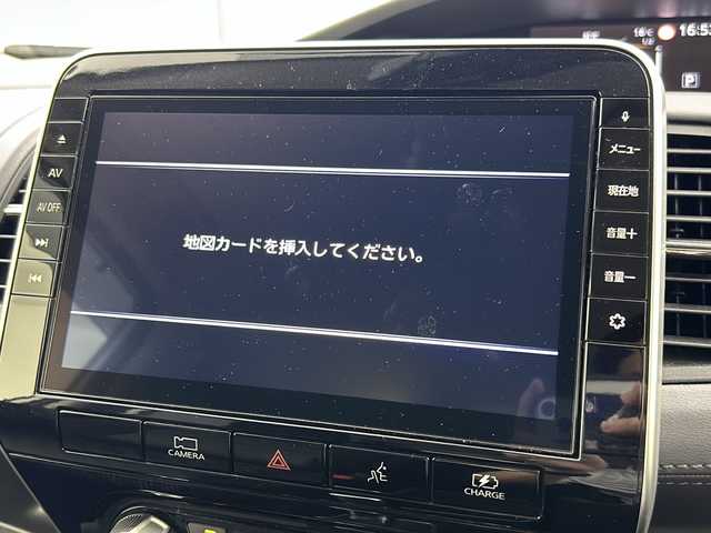 日産 セレナ e－パワー ハイウェイスター V 鹿児島県 2020(令2)年 7.3万km ブリリアントホワイトパール 禁煙車/ワンオーナー/アラウンドビューモニター/クルーズコントロール/エマージェンシーブレーキ/車線逸脱警報機能/車線逸脱防止システム/オートハイビーム/純正10インチSDナビ/(CD.DVD.SD.BT)/フルセグTV/両側パワースライドドア/前後コーナーセンサー/ステアリングスイッチ/ミラー一体型ドライブレコーダー/ビルトインETC/シートバックテーブル/シート背面USBソケット/LEDヘッドライト/LEDフォグランプ/プッシュスタート/スマートキー×２/純正１５インチAW/純正フロアマット/ロールアップサンシェード