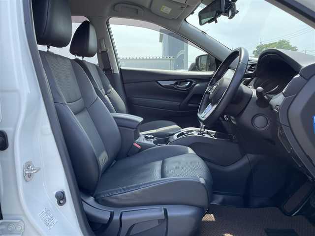 日産 エクストレイル 20Xi 鳥取県 2019(平31)年 2.8万km ブリリアントホワイトパール ４・Ｗ・Ｄ/社外ナビ/フルセグ/ＤＶＤ/ＣＤ/ＢＴ/ＵＳＢ/アラウンドビューモニター/前後ドライブレコーダー・ETC/エマージェンシーブレーキ/プロパイロット/インテリジェントルームミラー/パワーバックドア/合皮レザーシート/電動パーキングブレーキ/LEDヘッドライト/純正１８インチアルミホイール/プッシュエンジンスタート/アイドリングストップ/フロアマット・ドアバイザー