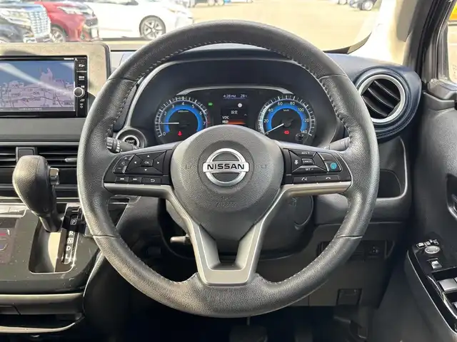 日産 デイズ HWS X プロパイロットED 大分県 2021(令3)年 5.8万km ブラック ・純正SDナビ(CD.DVD.SD.BT.USB)/・フルセグテレビ/・プロパイロット/・ブレーキホールド/・アラウンドビューモニター/・エマージェンシーブレーキ/・コーナーセンサー/・ドライブレコーダー/・スマートキー/・ステアリングリモコン/・プッシュスタートボタン/・純正アルミホイール