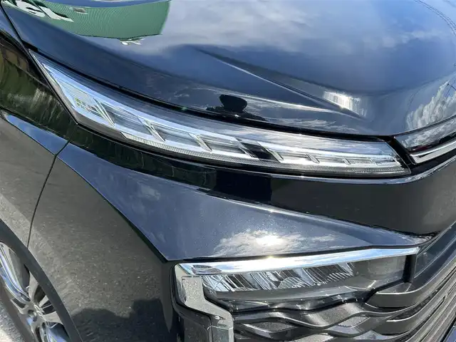 トヨタ ヴォクシー S－G 福岡県 2022(令4)年 1.4万km アティチュードブラックマイカ プッシュスタートボタン/スマートキー/クルーズコントロール/純正ナビ/Bluetoothオーディオ/USB接続/全方位カメラ/ETC2.0/前後ドライブレコーダー/純正フロアマット/純正アルミホイール/モデリスタエアロ/LEDヘッドライト/運転席・助手席シートヒーター