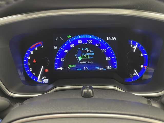 トヨタ カローラ スポーツ ハイブリッドG Z 宮崎県 2019(平31)年 3.9万km ホワイトパールクリスタルシャイン 禁煙車/トヨタセーフティセンス/純正ナビTV/（NSZT-W68T/CD/Bluetooth/FMAM/フルセグTV)/純正バックカメラ/純正ビルトインETC/純正モデリスタエアロ/純正エンジンスターター/純正LEDオートライト/純正LEDフォグ/純正18インチアルミ/純正フロアマット/社外前後ドライブレコーダー（コムテック）/アダプティブクルーズコントロール/プリクラッシュセーフティ/レーンディパーチャーアラート/オートマチックハイビーム/クリアランスソナー/電子パーキング/オートホールド/ウインカードアミラー/デュアルオートエアコン/本革巻ハンドル/スマートキー/プッシュエンジンスタート/スペアキー/新車時保証書/取扱い説明書