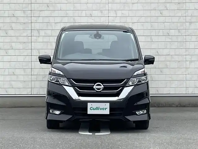 日産 セレナ ハイウェイスター Vセレクション 福岡県 2018(平30)年 6.7万km ダイヤモンドブラック 純正９型ＳＤナビ（フルセグTV/CD/DVD/BT）アラウンドビューモニターエマージェンシーブレーキコーナーセンサー両側パワスラドラレコETCUSBポート純正LEDライト純正フロアマット純正ホイール16インチスマートキープッシュスタート