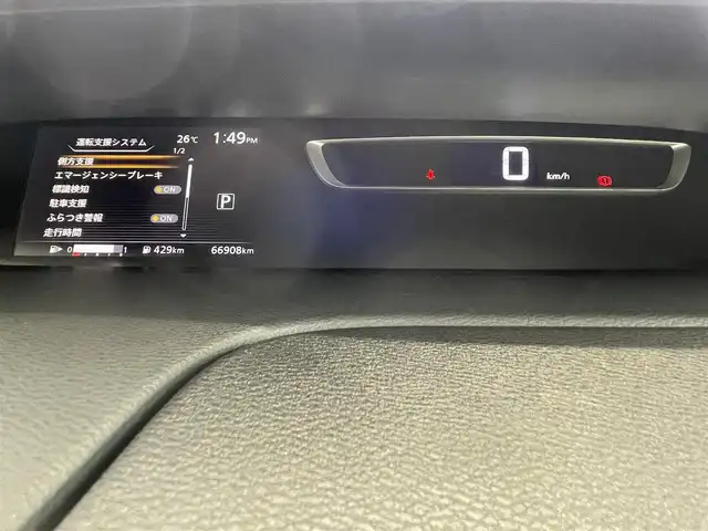 日産 セレナ ハイウェイスター Vセレクション 福岡県 2018(平30)年 6.7万km ダイヤモンドブラック 純正９型ＳＤナビ（フルセグTV/CD/DVD/BT）アラウンドビューモニターエマージェンシーブレーキコーナーセンサー両側パワスラドラレコETCUSBポート純正LEDライト純正フロアマット純正ホイール16インチスマートキープッシュスタート