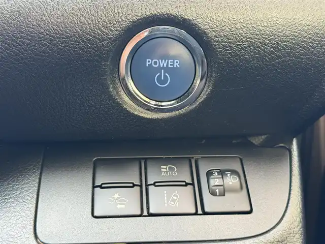 トヨタ シエンタ ハイブリッド G グランパー 兵庫県 2019(令1)年 7.5万km ベージュ 純正ナビ（NSZT-W68T)/(CD/BT/SD)/フルセグTV/ETC/バックカメラ/両側パワースライドドア/衝突軽減ブレーキ/クルーズコントロール/前方ドライブレコーダー/オートハイビーム/ヘッドライトレベライザー/ステアリングリモコン/電動格納ミラー/オートリトラミラー/ドアバイザー/社外フロアマット