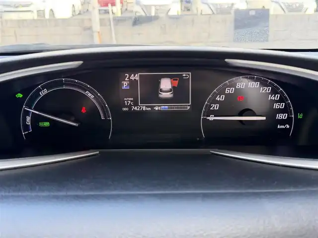 トヨタ シエンタ ハイブリッド G グランパー 兵庫県 2019(令1)年 7.5万km ベージュ 純正ナビ（NSZT-W68T)/(CD/BT/SD)/フルセグTV/ETC/バックカメラ/両側パワースライドドア/衝突軽減ブレーキ/クルーズコントロール/前方ドライブレコーダー/オートハイビーム/ヘッドライトレベライザー/ステアリングリモコン/電動格納ミラー/オートリトラミラー/ドアバイザー/社外フロアマット