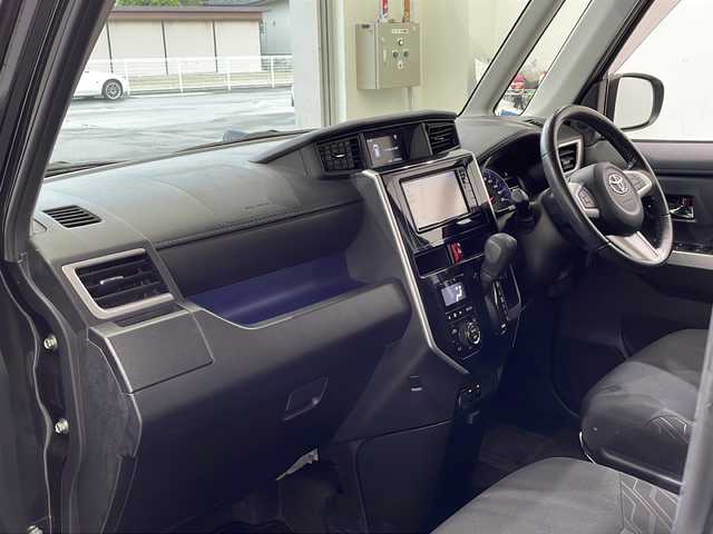 トヨタ ルーミー カスタムG S 栃木県 2018(平30)年 5.5万km 黒 純正ナビ/（CD/TV/BT/AUX）/バックカメラ/トヨタセーフティセンス/・プリクラッシュセーフティ/・レーントレーシングアシスト/・レーンディパーチャーアラート/・ロードサインアシスト/・レーダークルーズコントロール/・オートマチックハイビーム/・先行車発進アラーム/ETC/両側パワースライドドア/LEDヘッドライト/純正アルミホイール