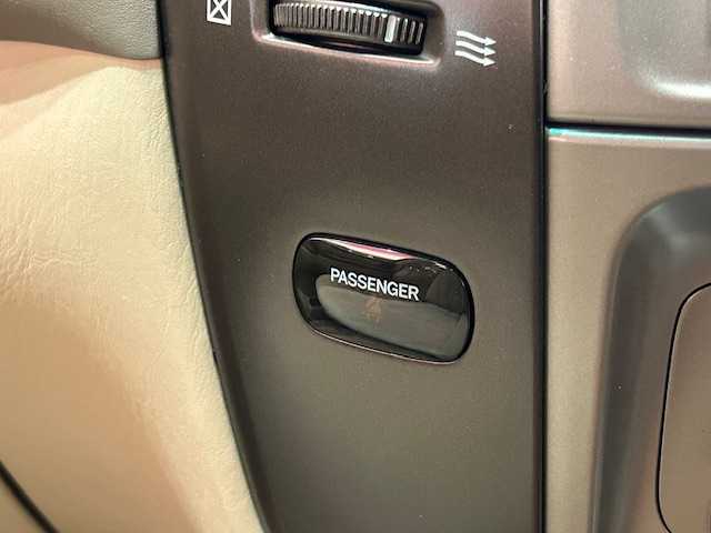 トヨタ ランドクルーザー VX－LTD 埼玉県 2006(平18)年 11.7万km ホワイトパールクリスタルシャイン メモリーナビ/ CD/DVD/BT/フルセグ/バックカメラ/18インチアルミホイール/クルーズコントロール/キーレス/ETC/禁煙車