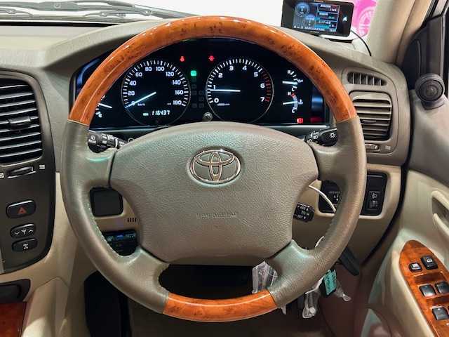 トヨタ ランドクルーザー VX－LTD 埼玉県 2006(平18)年 11.7万km ホワイトパールクリスタルシャイン メモリーナビ/ CD/DVD/BT/フルセグ/バックカメラ/18インチアルミホイール/クルーズコントロール/キーレス/ETC/禁煙車