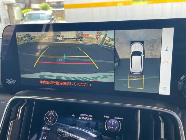 レクサス ＬＸ 600 東京都 2023(令5)年 0.9万km グラファイトブラックガラスフレーク ワンオーナー/モデリスタエアロ/ナビゲーションシステム/・DTV/BT/ラジオ/マークレビンソンサラウンドシステム/全方位カメラ/リアシートエンターテインメントシステム/・後席左右11.6インチディスプレイ/レザーシート/前後ベンチレーション付シートヒーター/前席パワーシート/電動格納サードシート/電動ムーンルーフ/セーフティシステムプラス/・プリクラッシュセーフティ/・レーンとレーシングアシスト/・アダプティブハイビームシステム/・レーダークルーズコントロール/・ロードサインアシスト/・ドライバー異常時対応システム/・先行車発進告知機能/ブラインドスポットモニター/マルチテレインモニター/ハンズフリーパワーバックドア/ドアイージークローザー/3眼フルLEDヘッドランプ/COOL BOX/ビルトインETC 2.0/シルバールーフレール/スマートエントリー/指紋認証スタートシステム/スマートキー×3/カードキー×1/ターンランプ付電動格納ドアミラー/ドアバイザー/純正フロアマット/取扱説明書/ナビ取扱説明書/新車時保証書