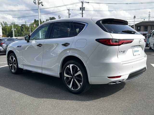 マツダ ＣＸ－６０ 鹿児島県 2023(令5)年 1.8万km ロジウムホワイトプレミアムメタリック クルーズコントロール/電動リアゲート（トランク）/ETC/オートライト/プッシュスタートボタン/フルセグ/純正ナビ/Bluetooth/パワーウィンドウ/レーンアシスト/パーキングアシスト/全方位バックカメラ