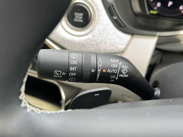 マツダ ＣＸ－６０ 鹿児島県 2023(令5)年 1.8万km ロジウムホワイトプレミアムメタリック クルーズコントロール/電動リアゲート（トランク）/ETC/オートライト/プッシュスタートボタン/フルセグ/純正ナビ/Bluetooth/パワーウィンドウ/レーンアシスト/パーキングアシスト/全方位バックカメラ