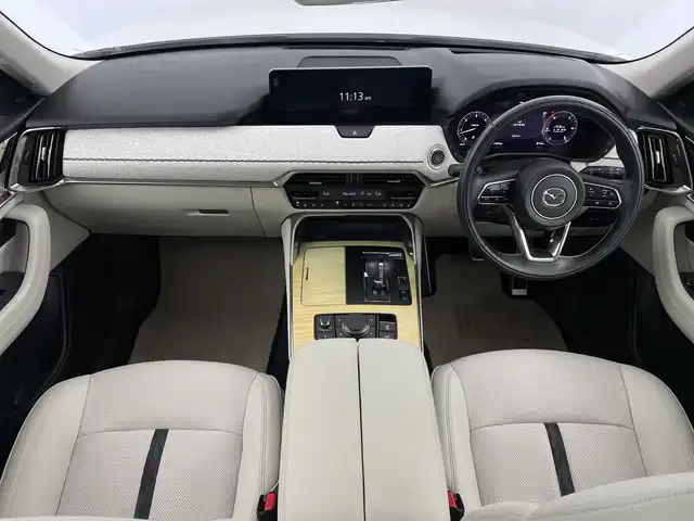 マツダ ＣＸ－６０ XD HV プレミアムモダン 鹿児島県 2023(令5)年 1.7万km ロジウムホワイトプレミアムメタリック 4WD/パノラマサンルーフ/12.3インチディスプレイナビ/ ApplecaPlay/AndoroidAuto/USB-C/AC150W電源/BOSEサウンド12スピーカー/360°ビューモニター/スマートブレーキサポート/誤発進抑制機能/車線逸脱警報/ブラインドスポットモニター/レーンキープアシスト/緊急時車線維持支援機能/レーダークルーズコントロール/アクティブドライビングディスプレイ/シートヒーター/エアシート/LEDオートヘッドライト/ETC