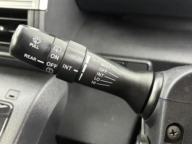 トヨタ シエンタ G クエロ 埼玉県 2018(平30)年 7.5万km ホワイトパールクリスタルシャイン 純正ナビ　/両側パワースライドドア　/(フルセグ/AM/FM/Bluetooth)　/ビルトインＥＴＣ２．０　/前方ドライブレコーダー　/レーンディパーチャーアラート　/パーキングサポートブレーキ　/クリアランスソナー　/先行車発進告知