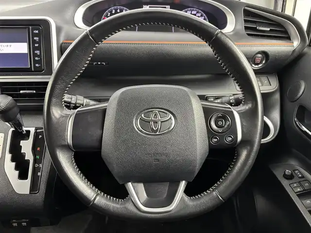 トヨタ シエンタ G クエロ 埼玉県 2018(平30)年 7.5万km ホワイトパールクリスタルシャイン 純正ナビ　/両側パワースライドドア　/(フルセグ/AM/FM/Bluetooth)　/ビルトインＥＴＣ２．０　/前方ドライブレコーダー　/レーンディパーチャーアラート　/パーキングサポートブレーキ　/クリアランスソナー　/先行車発進告知