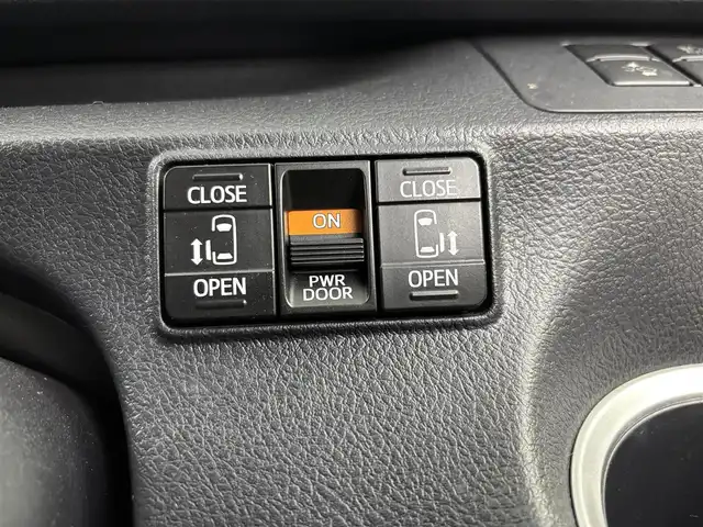 トヨタ シエンタ G クエロ 埼玉県 2018(平30)年 7.5万km ホワイトパールクリスタルシャイン 純正ナビ　/両側パワースライドドア　/(フルセグ/AM/FM/Bluetooth)　/ビルトインＥＴＣ２．０　/前方ドライブレコーダー　/レーンディパーチャーアラート　/パーキングサポートブレーキ　/クリアランスソナー　/先行車発進告知