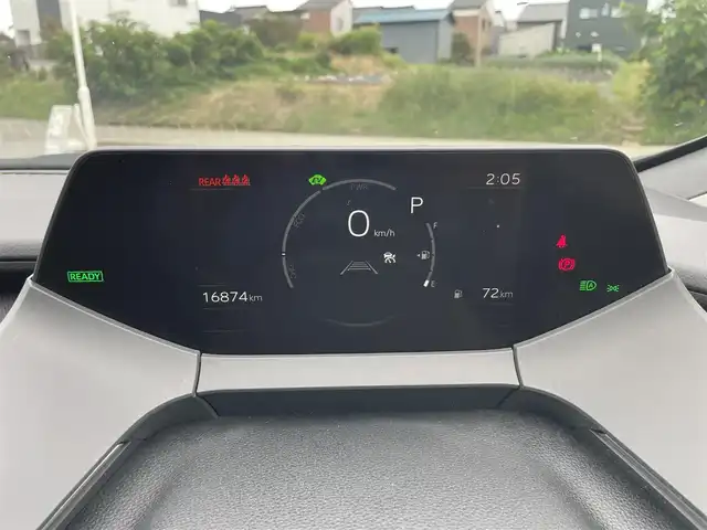 トヨタ プリウス U 富山県 2023(令5)年 1.7万km グレー 純正ディスプレイオーディオ／/フルセグＴＶ／/パノラミックビューモニター／/前後ドライブレコーダー／/ビルトインＥＴＣ２．０／/ＡＣ１００Ｖ電源／/レーダークルーズコントロール／/レーンキープアシスト／/オートマチックハイビーム/緊急操舵支援//ブラインドスポットモニター/