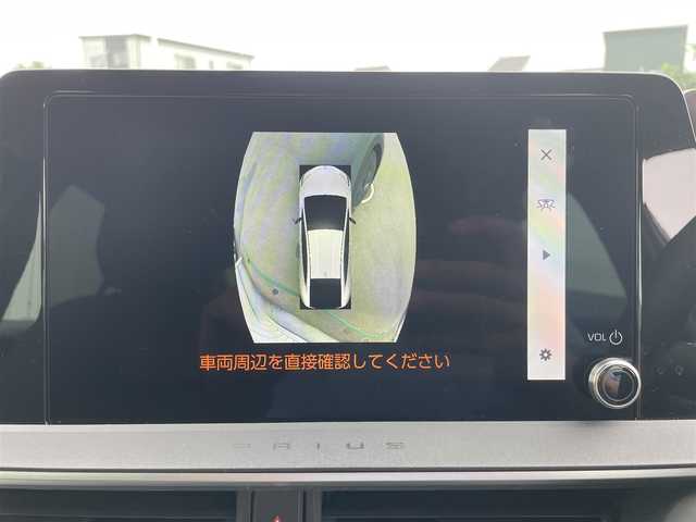 トヨタ プリウス U 岐阜県 2023(令5)年 1.7万km グレー 純正ディスプレイオーディオ/Bluetooth/フルセグＴＶ/パノラミックビューモニター/前後ドライブレコーダー/ビルトインＥＴＣ２．０/ＡＣ１００Ｖ電源/レーダークルーズコントロール/レーンキープアシスト/オートマチックハイビーム/緊急操舵支援/ブラインドスポットモニター/保証書/取扱説明書/スペアキー