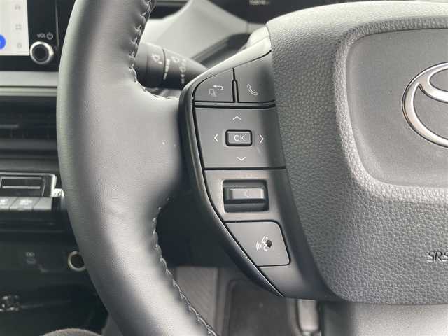 トヨタ プリウス U 岐阜県 2023(令5)年 1.7万km グレー 純正ディスプレイオーディオ/Bluetooth/フルセグＴＶ/パノラミックビューモニター/前後ドライブレコーダー/ビルトインＥＴＣ２．０/ＡＣ１００Ｖ電源/レーダークルーズコントロール/レーンキープアシスト/オートマチックハイビーム/緊急操舵支援/ブラインドスポットモニター/保証書/取扱説明書/スペアキー