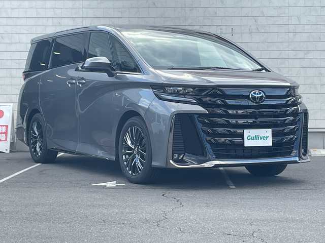 トヨタ ヴェルファイア Z プレミア 長野県 2025(令7)年 0.1千km ガンＭ ・純正12.3インチメーカーオプションナビゲーション/AM FM Bluetooth/・全方位カメラ/・ビルトインETC2.0/・ツインムーンルーフ/・プリクラッシュセーフティ/・オートマチックハイビーム/・レーンキープアシスト/・レーダークルーズコントロール/・ブラインドスポットモニター/・両側パワースライドドア/・ヘッドアップディスプレイ/・トヨタチームメイト/・ユニバーサルステップ/・シートヒーター(D/N)/・エアーシート(D/N)/・パワーシート(D/N)/・パドルシフト/・ステアリングヒーター/・ステアリングリモコン/・運転席メモリーシート/・LEDヘッドライト/・オートライト/・フォグライト