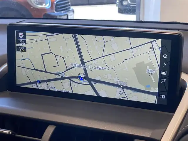 レクサス ＮＸ 300 Iパッケージ 熊本県 2020(令2)年 2.7万km グラファイトブラックガラスフレーク ・スマートキー/・プッシュスタート/・プリクラッシュセーフティ/・レーントレーシングアラート/・パーキングサポートアラート/・道路標識認識/・先行車発進告知/・ブラインドスポットモニター/・クルーズコントロール(追従式)/・オートマチックハイビーム/・アイボリーレザーシート/・前席パワーシート/・前席シートヒーター /・ハンドルヒーター /・純正メモリナビ/　【BD・Bluetooth・USB・SD・AUX・MSV】/・フルセグTV/・全方位カメラ/・ETC2.0/・ヘッドアップディスプレイ/・ドライブレコーダー(前後録画)/・パワーバックドア/・LEDヘッドランプ/・LEDフォグランプ/・純正マット/・保証書/取説