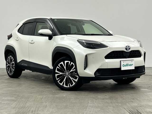 トヨタ ヤリスクロス ハイブリッド Z 三重県 2021(令3)年 1.7万km ホワイトパールクリスタルシャイン /禁煙車//純正ナビ//パノラミックビューモニター//トヨタセーフティセンス//プリクラッシュセーフティ//オートマチックハイビーム//レーントレーシングアシスト//レーダークルーズコントロール//ブラインドスポットモニター//前席シートヒーター//運転席パワーシート//パワーバックドア//ステアリングヒーター//ヘッドアップディスプレイ//AC100V//電動パーキング//ステアリングスイッチ//LEDヘッドライト//オートライト