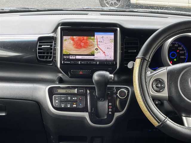 ホンダ Ｎ ＢＯＸ G ターボパッケージ 福岡県 2013(平25)年 7.9万km クリスタルブラックパール (株)IDOMが運営する【じしゃロン八幡西店】の自社ローン専用車両になります。こちらは現金またはオートローンご利用時の価格です。自社ローンご希望の方は別途その旨お申付けください。/社外メモリナビ /フルセグ/Bluetooth/バックカメラ/両側パワースライドドア/ETC