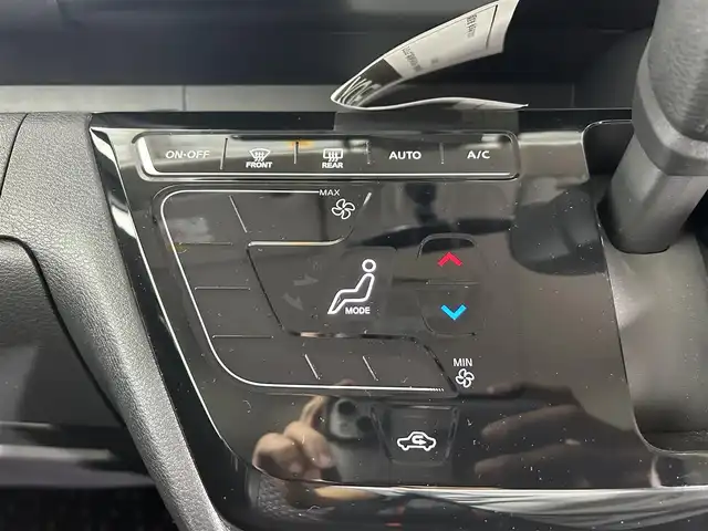 日産 ルークス ハイウェイスター X 佐賀県 2023(令5)年 3.6万km スパークリングレッド/ブラック ディーラーオプション９インチナビ/アラウンドビューモニター/バックモニター/フルセグテレビ/BT/HDMI/FM.AM/前方ドライブレコーダー/ETC/片側パワースライドドア/エマージェンシーブレーキ/車線逸脱防止機能/先行車お知らせ/標識認識機能/ソナー/後席サーキュレーター/後席ロールサンシェード/ステアリングスイッチ