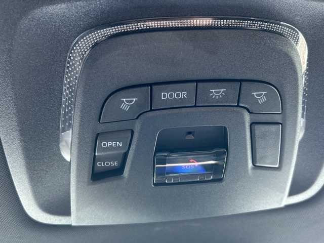 トヨタ クラウン スポーツ Z 長野県 2024(令6)年 1.8万km パールⅡ ・純正メーカーオプションナビゲーション/AM FM Bluetooth/・全方位カメラ/・ビルトインETC2.0/・パノラマルーフ/・プリクラッシュセーフティ/・レーダークルーズコントロール/・レーンキープアシスト/・オートマチックハイビーム/・ブラインドスポットモニター/・純正21インチアルミホイール/・シートヒーター(D/N)/・エアーシート(D/N)/・パワーシート(D/N)/・ステアリングヒーター/・ステアリングリモコン/・パワーバックドア/・デジタルインナーミラー/・LEDヘッドライト/・オートライト/・置くだけ充電/・ウィンカーミラー/・電動格納ミラー/・スマートキー/・エンジンプッシュスタート