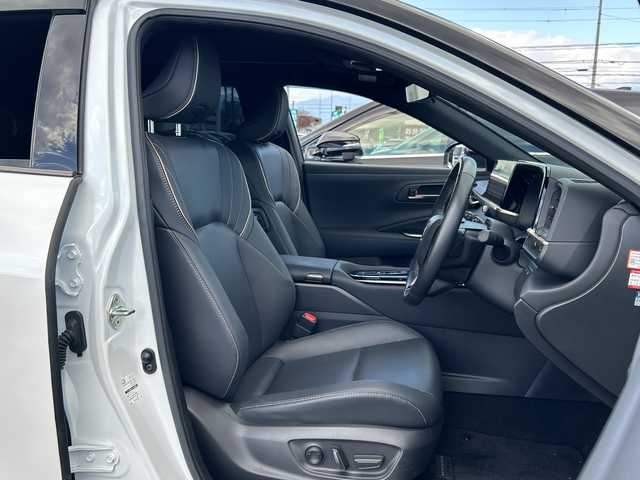 トヨタ クラウン スポーツ Z 長野県 2024(令6)年 1.8万km パールⅡ ・純正メーカーオプションナビゲーション/AM FM Bluetooth/・全方位カメラ/・ビルトインETC2.0/・パノラマルーフ/・プリクラッシュセーフティ/・レーダークルーズコントロール/・レーンキープアシスト/・オートマチックハイビーム/・ブラインドスポットモニター/・純正21インチアルミホイール/・シートヒーター(D/N)/・エアーシート(D/N)/・パワーシート(D/N)/・ステアリングヒーター/・ステアリングリモコン/・パワーバックドア/・デジタルインナーミラー/・LEDヘッドライト/・オートライト/・置くだけ充電/・ウィンカーミラー/・電動格納ミラー/・スマートキー/・エンジンプッシュスタート