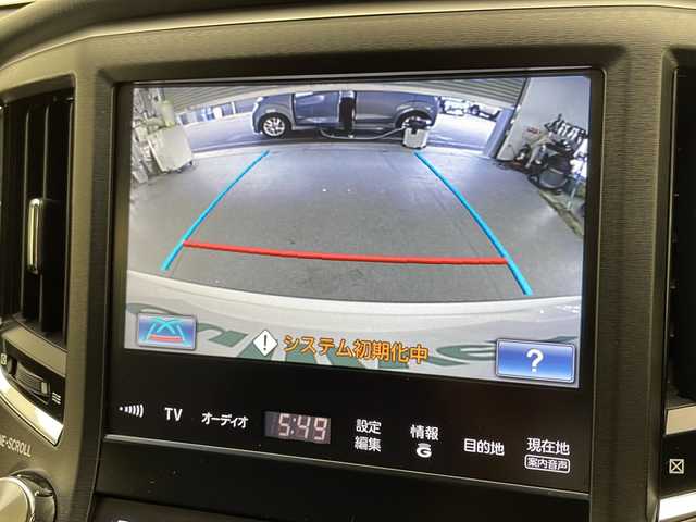 トヨタ クラウン ハイブリッド アスリートS ブラックスタイル 宮崎県 2015(平27)年 7.5万km ホワイトパールクリスタルシャイン ・純正メーカーオプションナビ/（DVD/フルセグTV/Bluetooth）/・バックカメラ/・前席パワーシート/・TVキット/・ビルトインETC/・クルーズコントロール/・スマートキー/・プッシュスタート/・LEDヘッドライト/・サイドエアバッグ/・カーテンエアバッグ/・横滑り防止装置