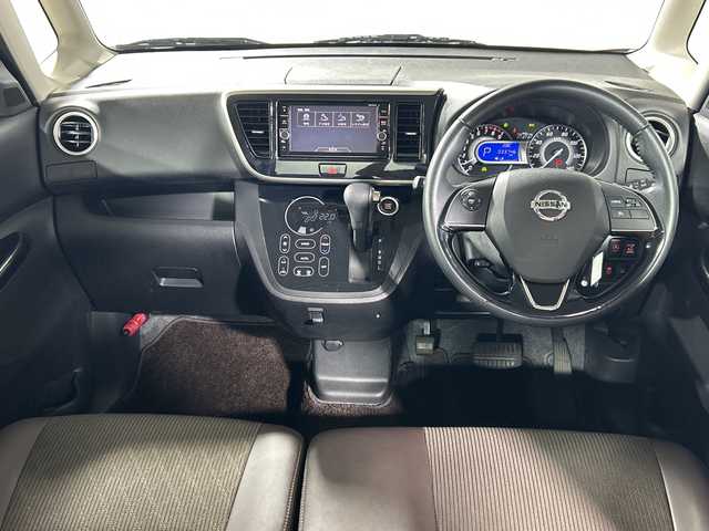 日産 デイズ ルークス ハイウェイスター Gターボ 神奈川県 2018(平30)年 3.4万km スパークリングレッドM 純正ナビ/・BT/フルセグTV/SD/CD/DVD/AM/FM/インテリジェントエマージェンシーブレーキ/オートマチックハイビーム/インテリジェントアラウンドビューモニター/両側電動スライドドア/アイドリングストップ機能/革巻きステアリング/クルーズコントロール/Autoライト/自動防眩ミラー/ドライブレコーダー/スマートキー/プッシュスタートボタン/電動格納ミラー/ウィンカーミラー/コーナーセンサー/LEDヘッドライト/フォグランプ/純正フロアマット/純正アルミホイール/純正ドアバイザー