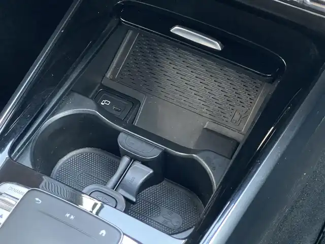 メルセデス・ベンツ ＧＬＢ２００ｄ 山梨県 2020(令2)年 5.4万km マウンテングレー ＯＰ２０インチＡＷ　/ＲＳＰ　/ＭＢＵＸ　/全方位カメラ　/フルセグ　/Ｐシート　/シートヒーター　/置型充電　/電動リアＧ　/ＬＥＤ　/Ａライト　/ＡＣＣ　/ＢＳＡ　/ＬＫＡ　/ステアリングＰ　/スペアキー　/保証書