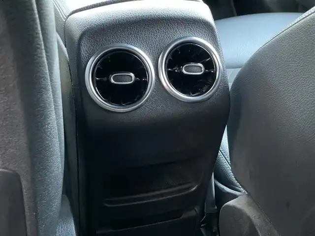 メルセデス・ベンツ ＧＬＢ２００ｄ 山梨県 2020(令2)年 5.4万km マウンテングレー ＯＰ２０インチＡＷ　/ＲＳＰ　/ＭＢＵＸ　/全方位カメラ　/フルセグ　/Ｐシート　/シートヒーター　/置型充電　/電動リアＧ　/ＬＥＤ　/Ａライト　/ＡＣＣ　/ＢＳＡ　/ＬＫＡ　/ステアリングＰ　/スペアキー　/保証書