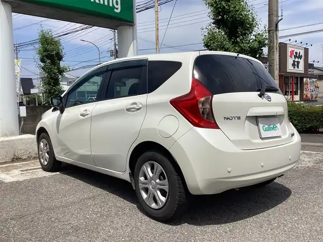 日産 ノート X DIG－S Vセレ +セーフ 栃木県 2015(平27)年 8.5万km ブリリアントホワイトパール  純正ナビ/ フルセグテレビ/ 全方位カメラ/ 衝突被害軽減ブレーキ/ 車線逸脱防止装置/ アイドリングストップ/ ドアバイザー/ プッシュスタート/ ETC/ ヘッドライトレベライザー/ 純正フロアマット