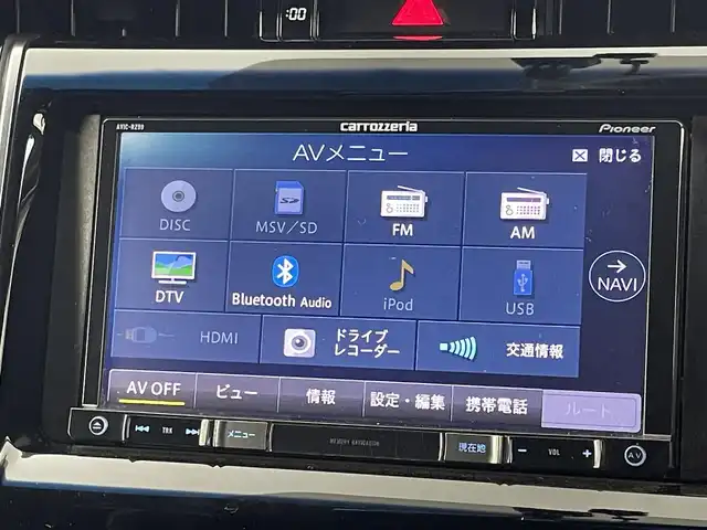 トヨタ ハリアー エレガンス G’s 茨城県 2016(平28)年 5.2万km ホワイトパールクリスタルシャイン 後席モニター　ナビ　バックカメラ　ＥＴＣ　ドライブレコーダー　パワーシート　プッシュスタート　パワーシート　ＬＥＤヘッドライト　オートライト　横滑り防止装置　ＭＴモード付き　電動格納ミラー　禁煙車