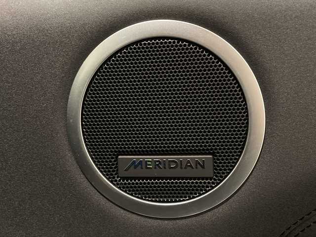 ランドローバー ランドローバー ディスカバリー HSE 新潟県 2020(令2)年 2.9万km 黒 オプション/コールドクライメートパック/・ヒーテッドウィンドスクリーン /・ヒーテッドウォッシャーノズル /・ヒーテッドステアリングホイール /・フロント/リアシート（ヒーター付）/ドライバーアシストパック/・ブラインドスポットアシスト/・アダプティブクルーズコントロール（ステアリングアシスト付）/・ハイスピードエマージェンシーブレーキ/・トラフィックサインレコグニション&アダプティブスピードリミッタ/シートパック 4/・16ウェイフロントシート（ウィンザーレザー、メモリ付）/・14ウェイ電動調整+2ウェイ手動ヘッドレスト/・電動：前後、クッション高さ、リクライニング、クッションチルト、ボルスター、4ウェイランバー/オプションカラー　サントリーニブラック（メタリック）/ルーフレール（ブラック）/プライバシーガラス/ウィンドスクリーン（ヒーター付）/ナビゲーション【CD/DVD/BT】/Apple CarPlay/Android Auto/360°サラウンドカメラ/レーンキープアシスト/パーキングアシスト/パドルシフト