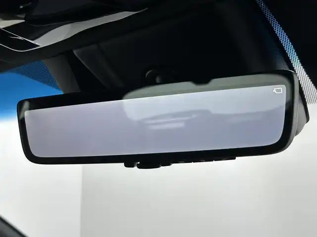 トヨタ ハリアー G 佐賀県 2024(令6)年 0.7万km プラチナホワイトパールマイカ 純正8インチナビ/AM/FM/フルセグTV/Bluetooth/バックカメラ/衝突軽減システム/横滑り防止/レーントレーシングアシスト/クリアランスソナー/ロードサインアシスト/アダプティブクルーズコントロール/オートマチックハイビーム/LEDヘッドライト/電動リアゲート/運転席パワーシート/電子パーキング/ブレーキホールド/純正前方ドライブレコーダー/フォグランプ/ハーフレザーシート/純正18インチアルミホイール/ビルトインETC２．０/デジタルインナーミラー/スマートキー