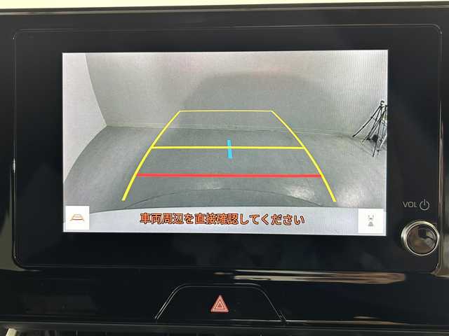 トヨタ ハリアー G 佐賀県 2024(令6)年 0.7万km プラチナホワイトパールマイカ 純正8インチナビ/AM/FM/フルセグTV/Bluetooth/バックカメラ/衝突軽減システム/横滑り防止/レーントレーシングアシスト/クリアランスソナー/ロードサインアシスト/アダプティブクルーズコントロール/オートマチックハイビーム/LEDヘッドライト/電動リアゲート/運転席パワーシート/電子パーキング/ブレーキホールド/純正前方ドライブレコーダー/フォグランプ/ハーフレザーシート/純正18インチアルミホイール/ビルトインETC２．０/デジタルインナーミラー/スマートキー