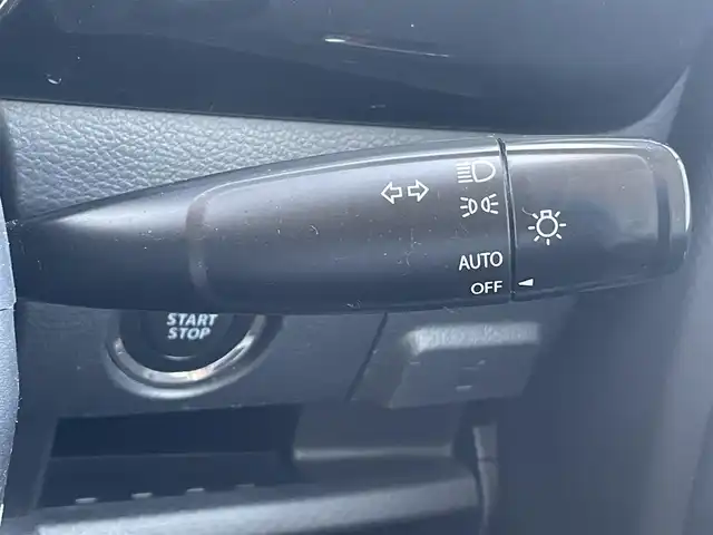スズキ ハスラー Jスタイル Ⅱ 熊本県 2016(平28)年 7万km アクティブイエロー/ブラック2トーンルーフ 純正ナビ/・AM/FM/CD/DVD/SD/iPod/BT/・フルセグTV/バックカメラ/横滑り防止機能/レーンキープアシスト/衝突被害軽減システム/革巻きステアリング/・ステアリングリモコン/ハーフレザーシート/・D/N席シートヒーター/電動格納ミラー/・ウィンカーミラー/ETC/オートライト/・HIDライト/・フォグランプ/純正ドアバイザー/純正フロアマット/純正アルミホイール/スマートキー/・スペアキー