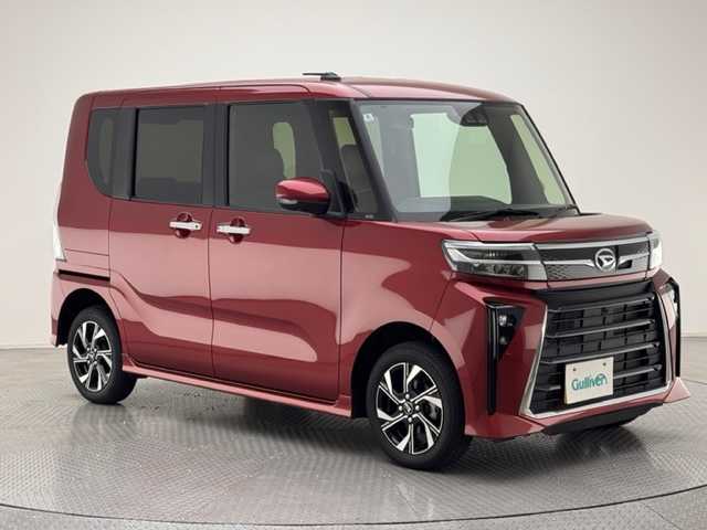 ダイハツ タント カスタム X 兵庫県 2024(令6)年 0.5万km ファイアークォーツレッドM 4WD/社外SDナビ(CD/DVD/SD/Bluetooth/フルセグ)/全方位カメラ/両側パワースライドドア/前後コーナーセンサー/ハーフレザーシート/シートヒーター/アイドリングストップ/LEDヘッドライト/LEDフォグライト/純正14インチアルミホイール/純正フロアマット/オートライト