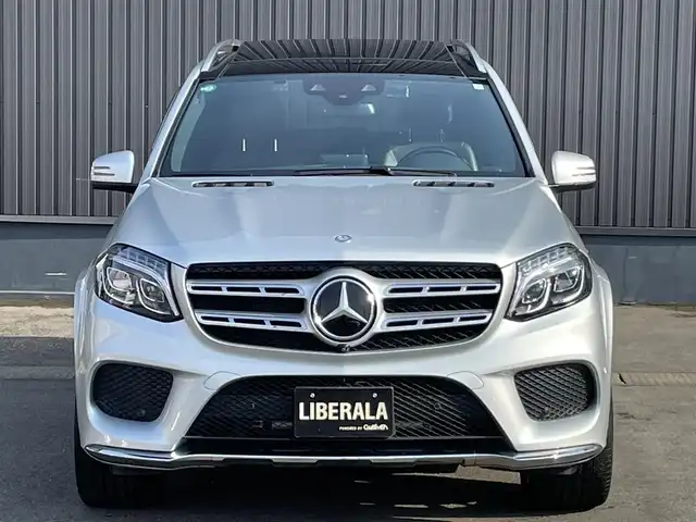 メルセデス・ベンツ ＧＬＳ５５０ 4マチックスポーツ 青森県 2016(平28)年 3.9万km イリジウムシルバー 純正ナビ/(フルセグTV/CD/DVD/Bluetooth)/harman/kardonスピーカー/全周囲カメラ/ブラインドスポットモニター/ETC/電動リアゲート/前席メモリー付きパワーシート/シートヒーター/前後ドライブレコーダー/ルーフレール/サンルーフ/前後コーナーセンサー/レーンキープアシスト/アダプティブクルーズコントロール/レザーシート/純正アルミホイール/純正フロアマット/4WD/スマートキー/プッシュエンジンスタート