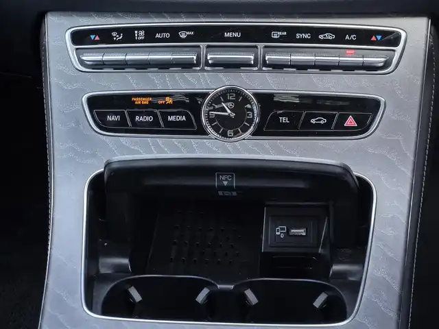 メルセデス・ベンツ ＣＬＳ２２０ｄ 鹿児島県 2019(平31)年 5.1万km カバンサイトブルー ムーンルーフ　/パーキングアシスト　/アダプティブクルーズコントロール　/ビルトインＥＴＣ　/パドルシフト　/純正前後ドライブレコーダー　/Ｄ＋Ｎ席シートヒーター／エアシート　/Ｄ＋Ｎ席パワーシート/純正HDDナビ/アクティブエマージェンシーストップアシスト/アクティブレーンチェンジアシスト/純正アルミホイール(19インチ)/エアバッグ(W＋サイド)