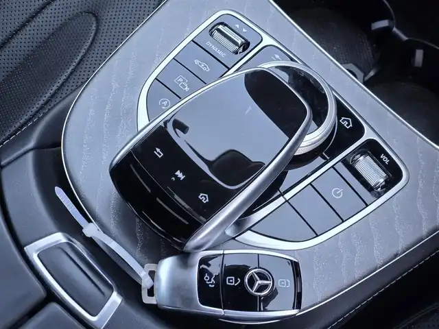 メルセデス・ベンツ ＣＬＳ２２０ｄ 鹿児島県 2019(平31)年 5.1万km カバンサイトブルー ムーンルーフ　/パーキングアシスト　/アダプティブクルーズコントロール　/ビルトインＥＴＣ　/パドルシフト　/純正前後ドライブレコーダー　/Ｄ＋Ｎ席シートヒーター／エアシート　/Ｄ＋Ｎ席パワーシート/純正HDDナビ/アクティブエマージェンシーストップアシスト/アクティブレーンチェンジアシスト/純正アルミホイール(19インチ)/エアバッグ(W＋サイド)