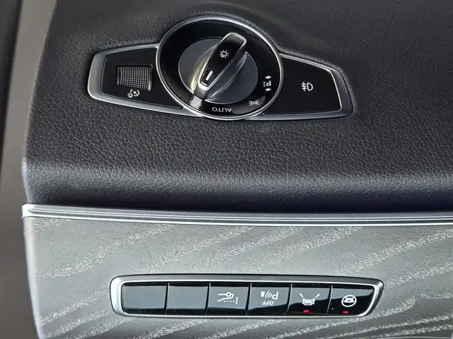 メルセデス・ベンツ ＣＬＳ２２０ｄ 鹿児島県 2019(平31)年 5.1万km カバンサイトブルー ムーンルーフ　/パーキングアシスト　/アダプティブクルーズコントロール　/ビルトインＥＴＣ　/パドルシフト　/純正前後ドライブレコーダー　/Ｄ＋Ｎ席シートヒーター／エアシート　/Ｄ＋Ｎ席パワーシート/純正HDDナビ/アクティブエマージェンシーストップアシスト/アクティブレーンチェンジアシスト/純正アルミホイール(19インチ)/エアバッグ(W＋サイド)