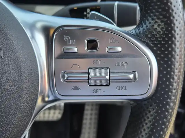 メルセデス・ベンツ ＣＬＳ２２０ｄ 鹿児島県 2019(平31)年 5.1万km カバンサイトブルー ムーンルーフ　/パーキングアシスト　/アダプティブクルーズコントロール　/ビルトインＥＴＣ　/パドルシフト　/純正前後ドライブレコーダー　/Ｄ＋Ｎ席シートヒーター／エアシート　/Ｄ＋Ｎ席パワーシート/純正HDDナビ/アクティブエマージェンシーストップアシスト/アクティブレーンチェンジアシスト/純正アルミホイール(19インチ)/エアバッグ(W＋サイド)