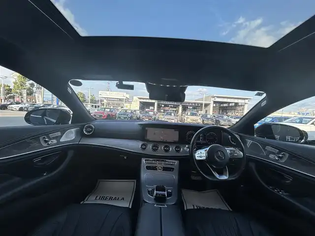 メルセデス・ベンツ ＣＬＳ２２０ｄ スポーツ エクスクルーシブPKG 滋賀県 2019(平31)年 5.1万km カバンサイトブルー エクスクルーシブパッケージ/ムーンルーフ　/ブルメスターサラウンドシステム/12.3インチコックピットディスプレイ/パーキングアシスト　/アダプティブクルーズコントロール　/ビルトインＥＴＣ　/パドルシフト　/前後ドライブレコーダー　/レザーシート/Ｄ＋Ｎ席シートヒーター／エアシート　/後席シートヒーター/Ｄ＋Ｎ席パワーシート/アクティブエマージェンシーストップアシスト/アクティブレーンチェンジアシスト/純正アルミホイール(19インチ)/エアバッグ(W＋サイド)
