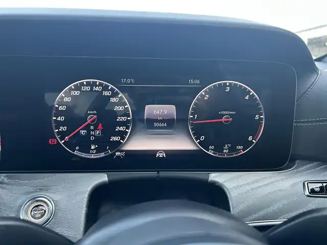 メルセデス・ベンツ ＣＬＳ２２０ｄ スポーツ エクスクルーシブPKG 滋賀県 2019(平31)年 5.1万km カバンサイトブルー エクスクルーシブパッケージ/ムーンルーフ　/ブルメスターサラウンドシステム/12.3インチコックピットディスプレイ/パーキングアシスト　/アダプティブクルーズコントロール　/ビルトインＥＴＣ　/パドルシフト　/前後ドライブレコーダー　/レザーシート/Ｄ＋Ｎ席シートヒーター／エアシート　/後席シートヒーター/Ｄ＋Ｎ席パワーシート/アクティブエマージェンシーストップアシスト/アクティブレーンチェンジアシスト/純正アルミホイール(19インチ)/エアバッグ(W＋サイド)