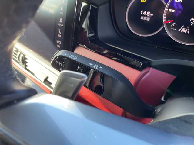 ポルシェ カイエン S 東京都 2019(平31)年 3万km 青 ワンオーナー/赤レザーシート/シートヒーター/電動パワーシート/スマートキー/プッシュスタート/スポーツクロノパッケージ/前後ドライブレコーダー/純正ナビ/360°カメラ/AppleCarPlay/ETC2.0/アダプティブクルーズコントロール/ブラインドスポットモニター/レーンキープアシスト/衝突被害軽減ブレーキ/パドルシフト/パワーバックドア/パークアシスト