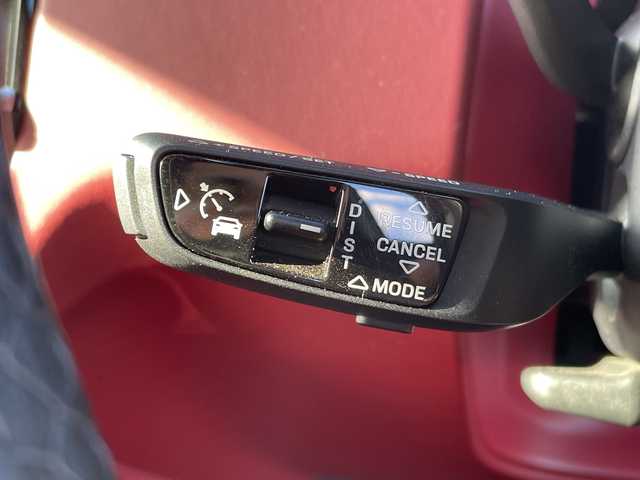 ポルシェ カイエン S 東京都 2019(平31)年 3万km 青 ワンオーナー/赤レザーシート/シートヒーター/電動パワーシート/スマートキー/プッシュスタート/スポーツクロノパッケージ/前後ドライブレコーダー/純正ナビ/360°カメラ/AppleCarPlay/ETC2.0/アダプティブクルーズコントロール/ブラインドスポットモニター/レーンキープアシスト/衝突被害軽減ブレーキ/パドルシフト/パワーバックドア/パークアシスト